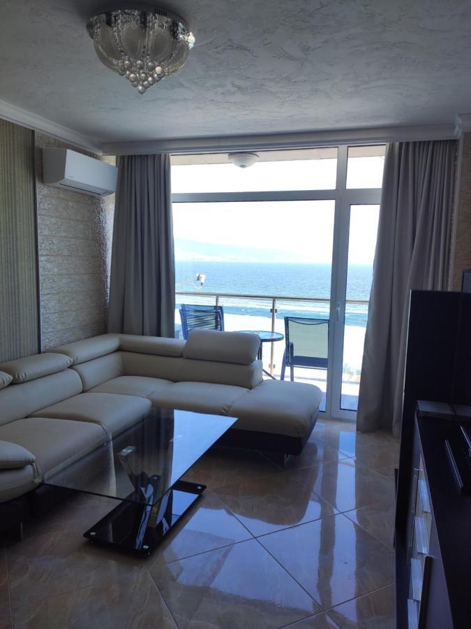Deluxe Apartments Gallery 2 ساني بيتش المظهر الخارجي الصورة
