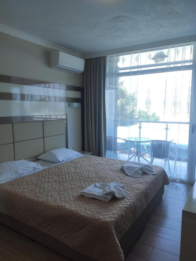 Deluxe Apartments Gallery 2 ساني بيتش المظهر الخارجي الصورة