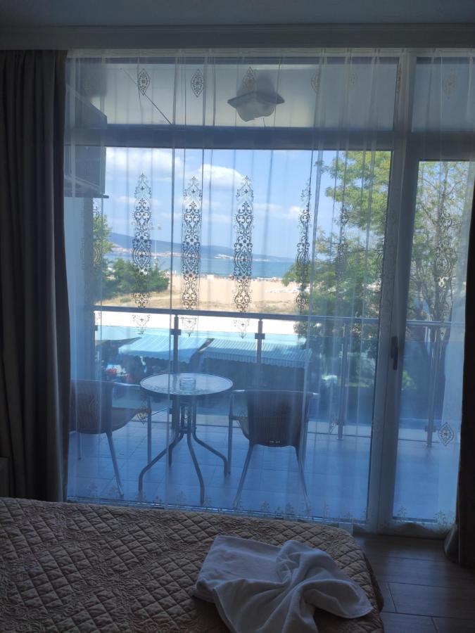 Deluxe Apartments Gallery 2 ساني بيتش المظهر الخارجي الصورة