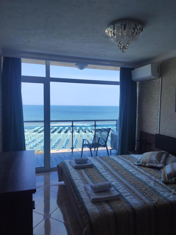 Deluxe Apartments Gallery 2 ساني بيتش المظهر الخارجي الصورة